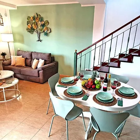 Ferienhaus Casa Taramar - - Max 8 Personen - Pool - Meerblick - Strandnah Holiday home *
